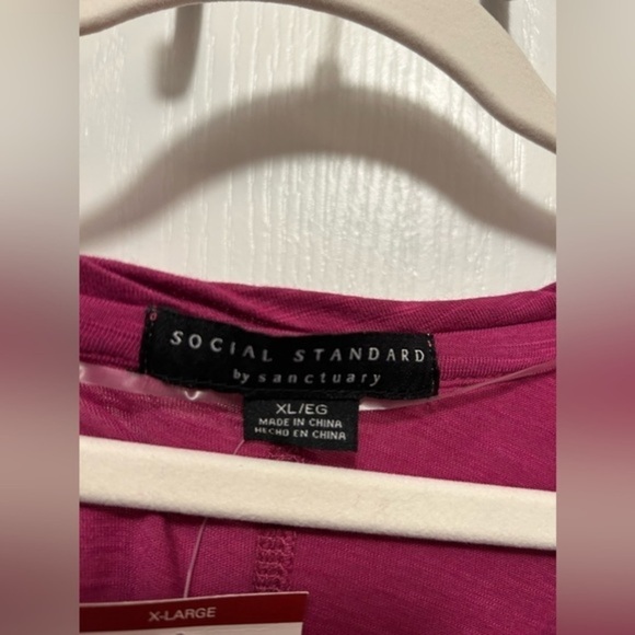 Social Standard by Sanctuary Dylan Scoop Neck Long Sleeve Tee Magenta Pink XL - Picture 5 of 14